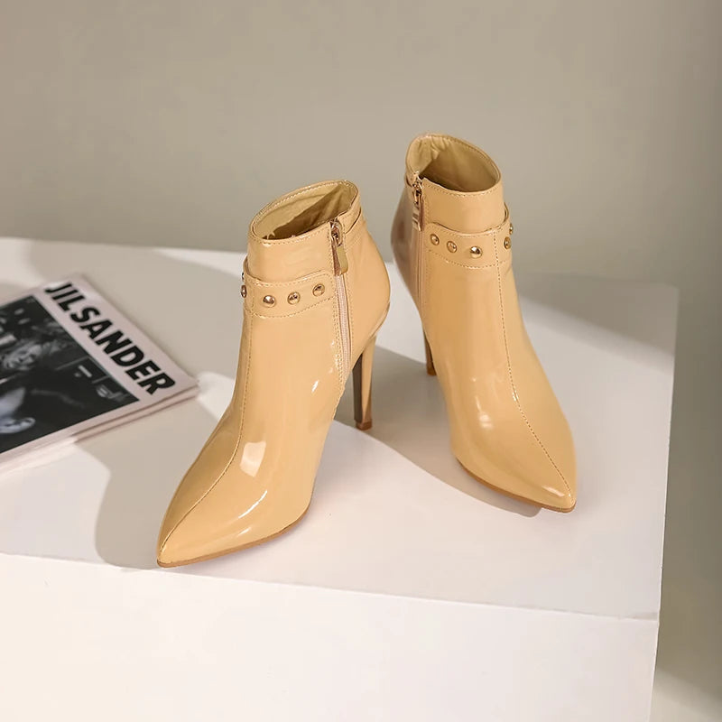 Elviane Ankle Boots