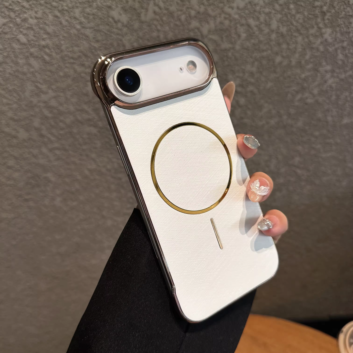 Magnevo iPhone Case