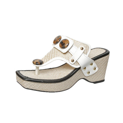 Elaris Sandals
