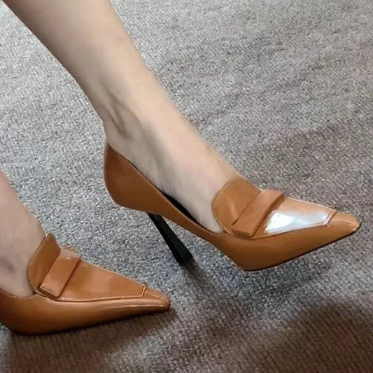 Amélie Buckle Pointed Heels
