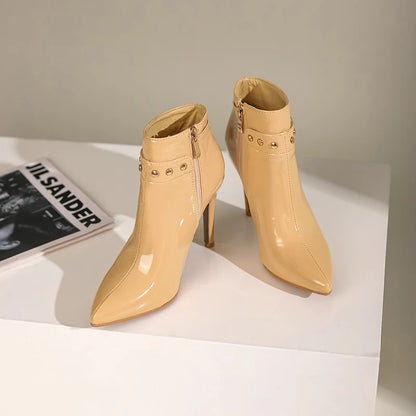 Elviane Ankle Boots