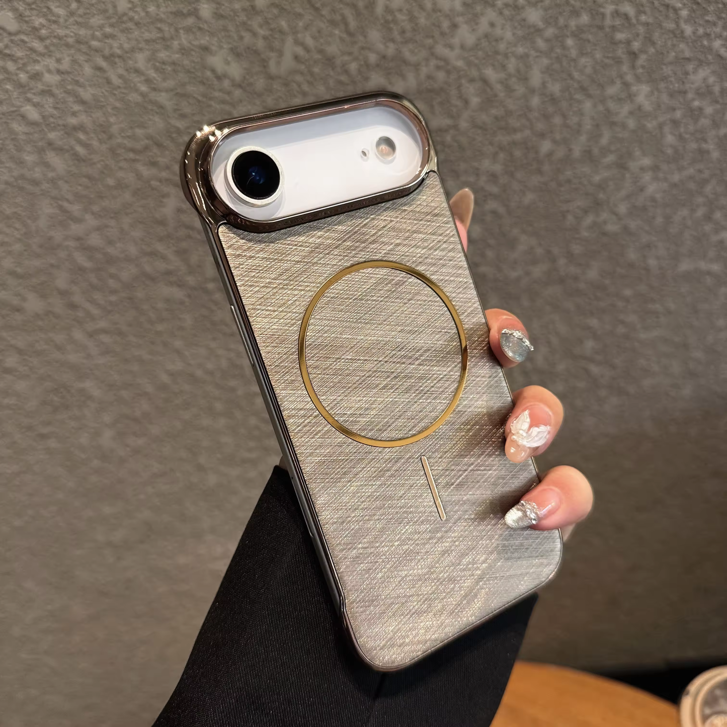 Magnevo iPhone Case